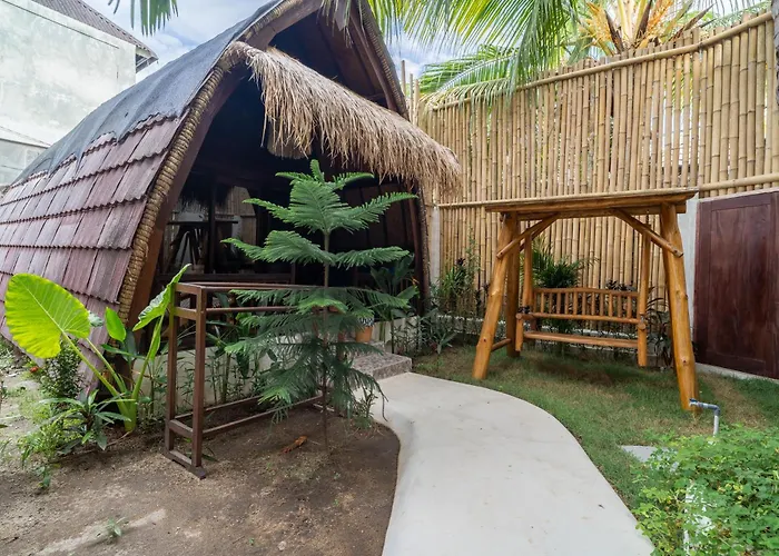 Tricky Trees Sunset Bungalows Gili Air