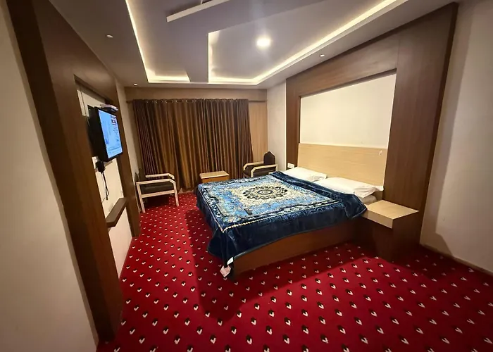 Hotel Golden City Ooty