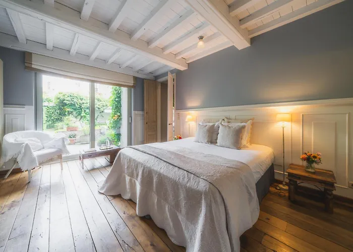 B&B Number 11 Exclusive Guesthouse Bruges
