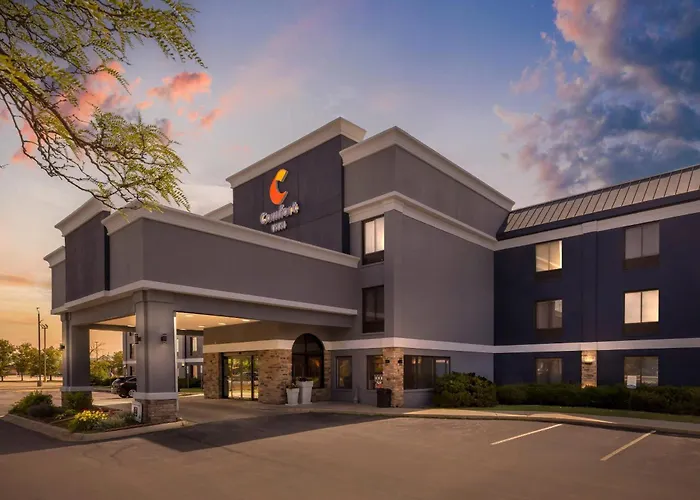 Comfort Inn Bourbonnais Near I-57