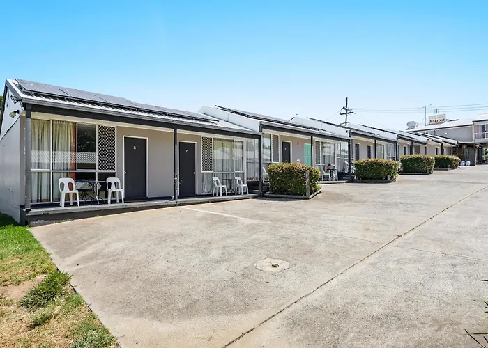 Alexander Motel Warwick