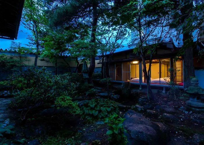 Temple Hotel Takayama Zenkoji