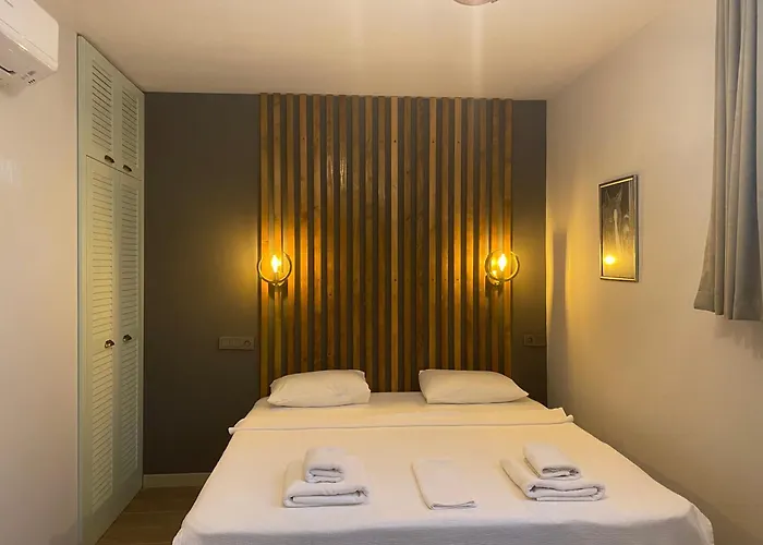 Elyada Otel ve Bağ Evi Bozcaada