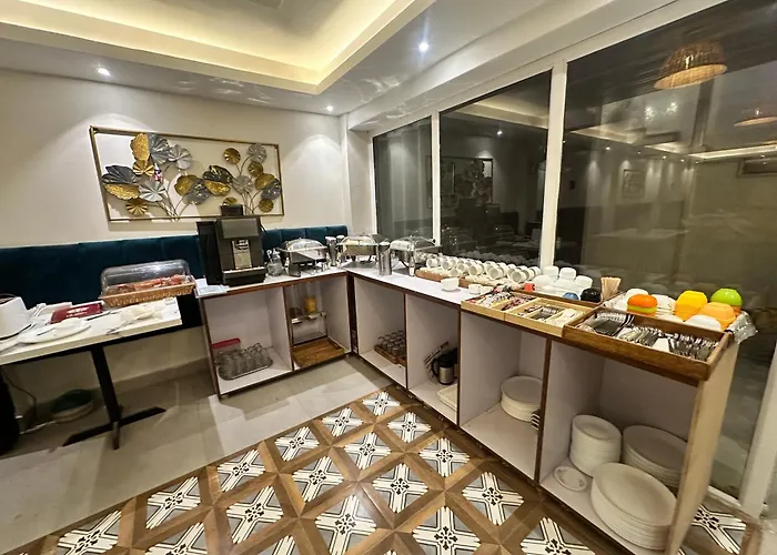 Hotel Royal Palm Inn Faizabad