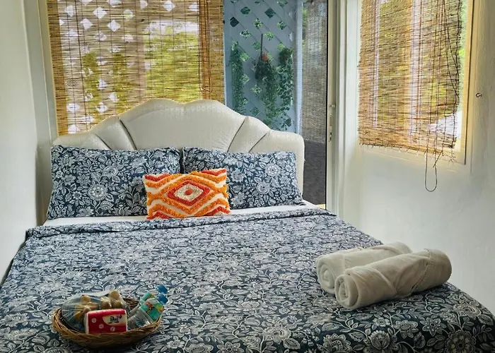 Ree House Sukhumvit Adults Only Guesthouse Near Mrt กรุงเทพมหานคร