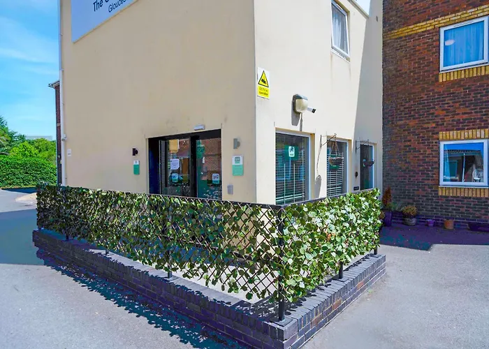Go2 Gloucester Hotel By Oyo