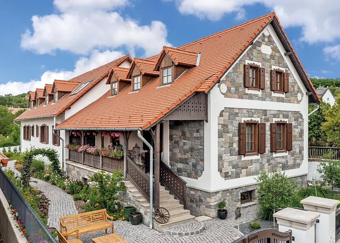 The Herbalist (Adults Only) Tihany