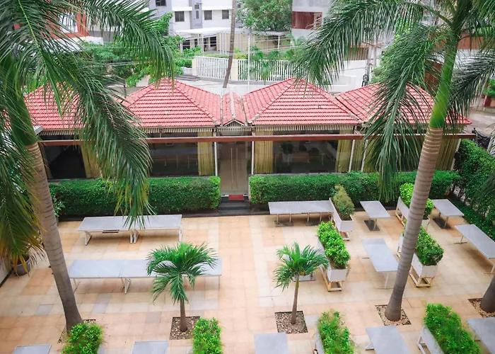Hotel Madhuvan International Bijapur 