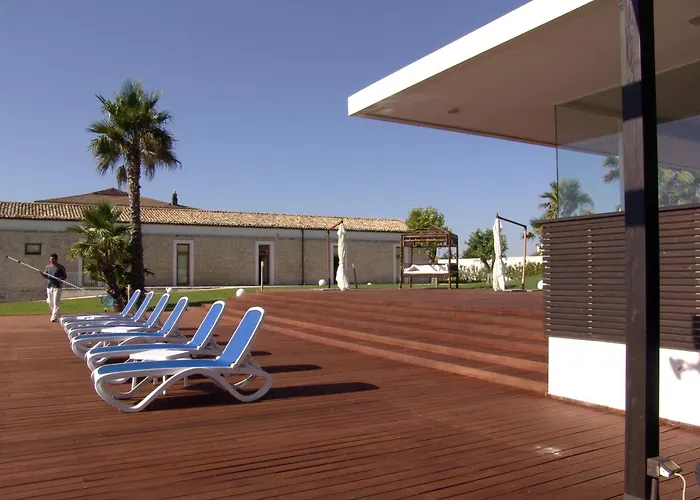 Aura Club - Villa Carlotta Ragusa