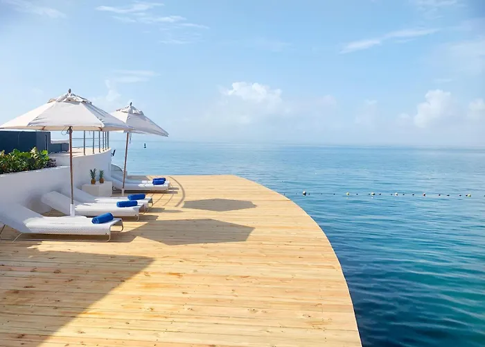 The Bannister Hotel & Yacht Club By Mint Samana