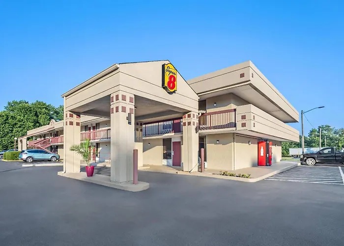 Super 8 By Wyndham Commerce