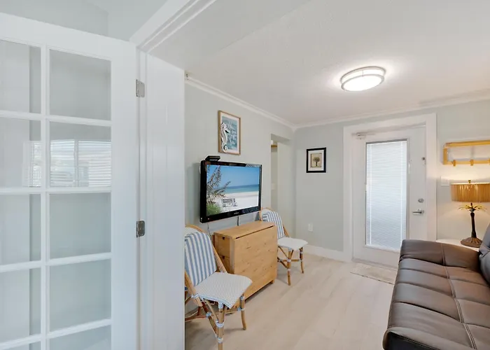 A Beach Retreat On Casey Key Nokomis