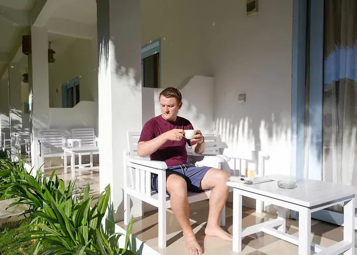 Dream Cowork Hotel Kuta 