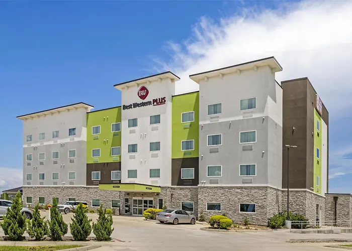 Best Western Plus Mid County Port Arthur