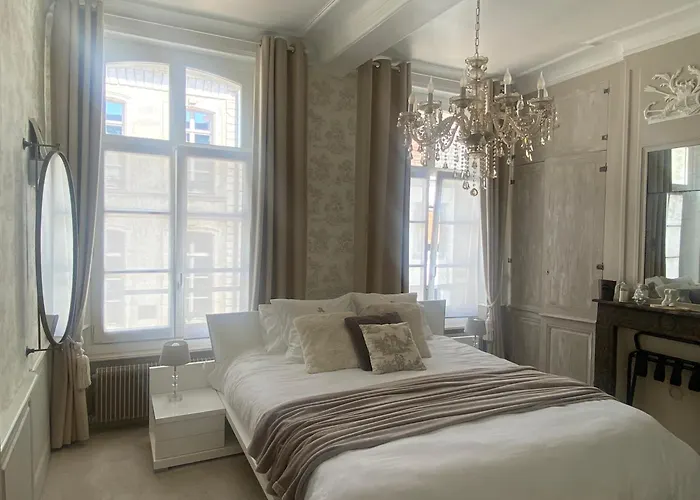 Hotel Aux remparts de Montreuil à Montreuil 