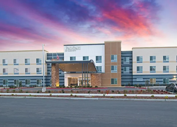 Fairfield By Marriott Inn & Suites Winters Davis