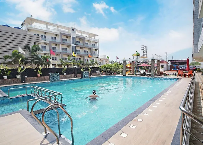 Royal Palace Beach Resort Walking Distance 1 Minutes Mandarmani