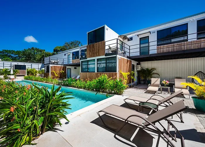 Nomad Containers - Adults Only Hotel Tamarindo