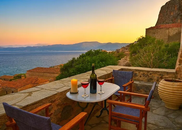 Pablito House-Seaview Monemvasia Nests