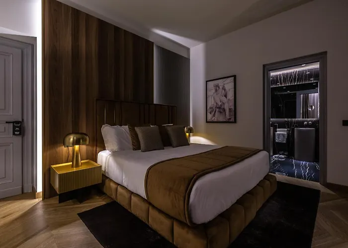 Fontart Tritone Hotel Rome