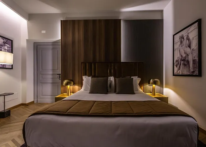 Fontart Tritone Hotel Rome
