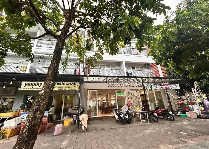 May Hotel Night Market Phú Quốc