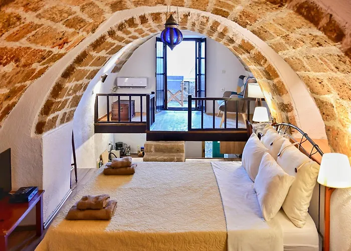 Pablito House-Seaview Monemvasia Nests