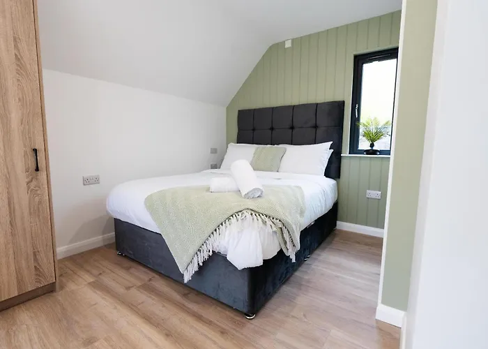 The Village At The Rocks - Luxury Glamping Resort Newry