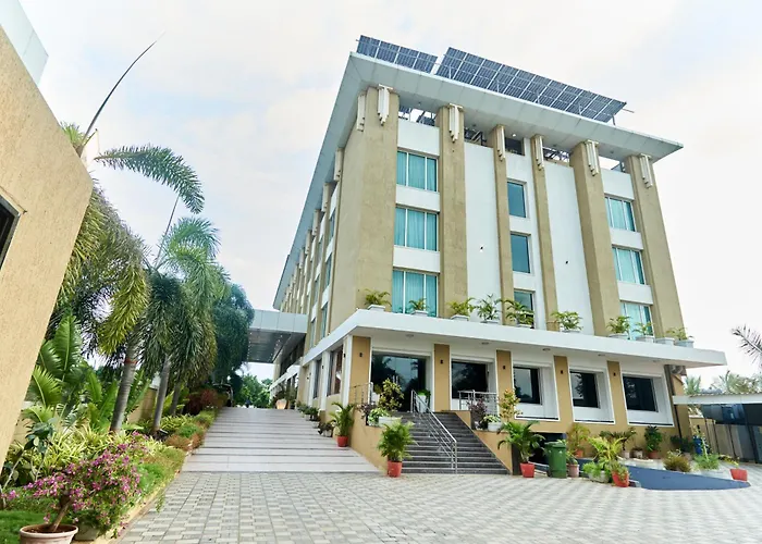 Tania President Inn Shirdi