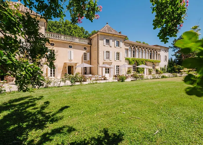 Château Saint Perret Avignon