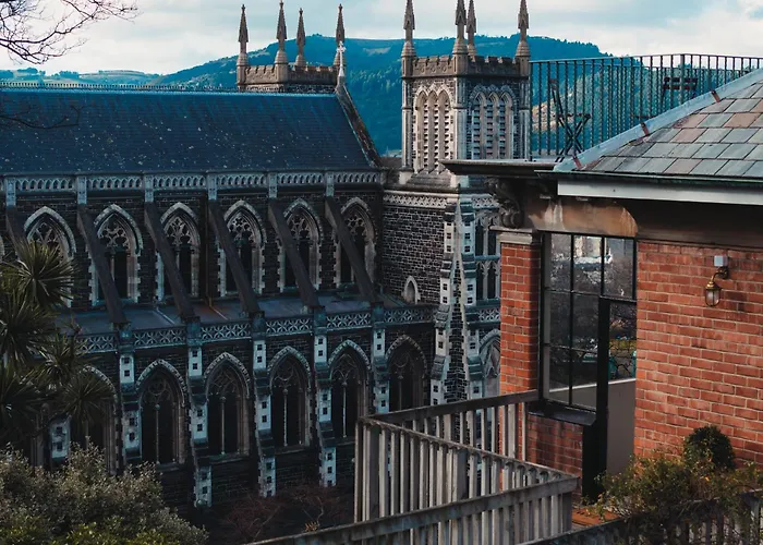 Dunedin House- Boutique Hotel