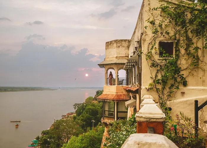 Ahilya Fort Maheshwar