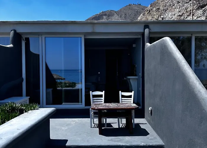 Demilmar Luxury Suites Períssa