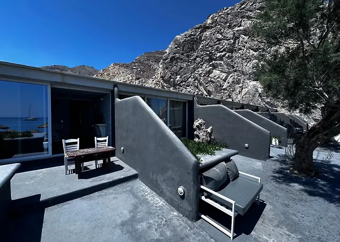 Demilmar Luxury Suites Períssa
