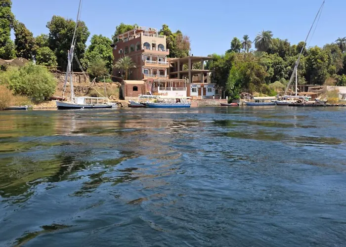 Kana Kato Aswan