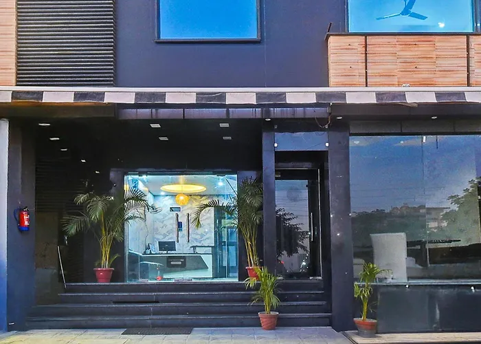 Super Townhouse Amrapali Circle Formerly Hotel Aqua Jaipur