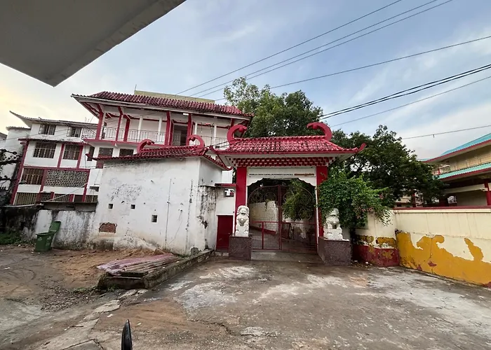Lucky Guest House Bodh Gaya