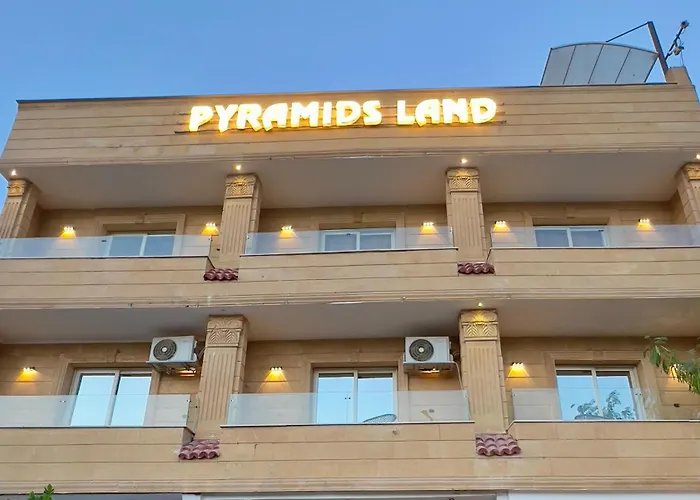 Hotel Pyramids Land Cairo