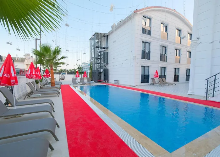 Black Royal Belek