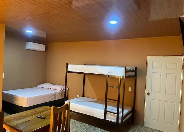 Luisito Steak House & Hotel La Fortuna