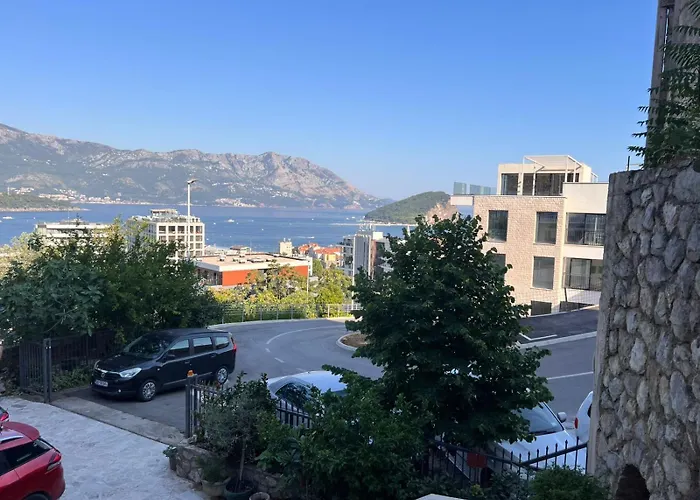 White Hills Apartments Budva