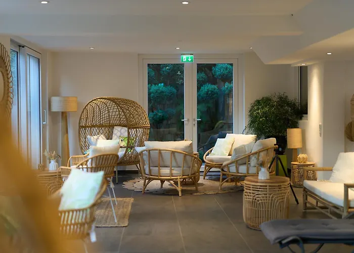 KIRCHERS PARK-HOTEL KAISERSTUHL Garni Endingen am Kaiserstuhl