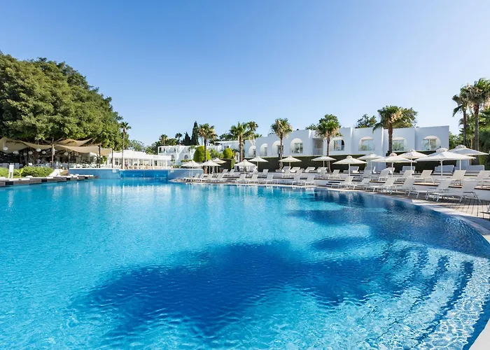 So White Beach Resort Agia Napa