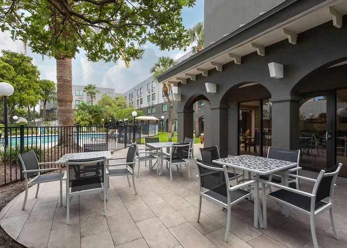 Hotel La Quinta By Wyndham Ft Lauderdale Cypress Creek Fort Lauderdale