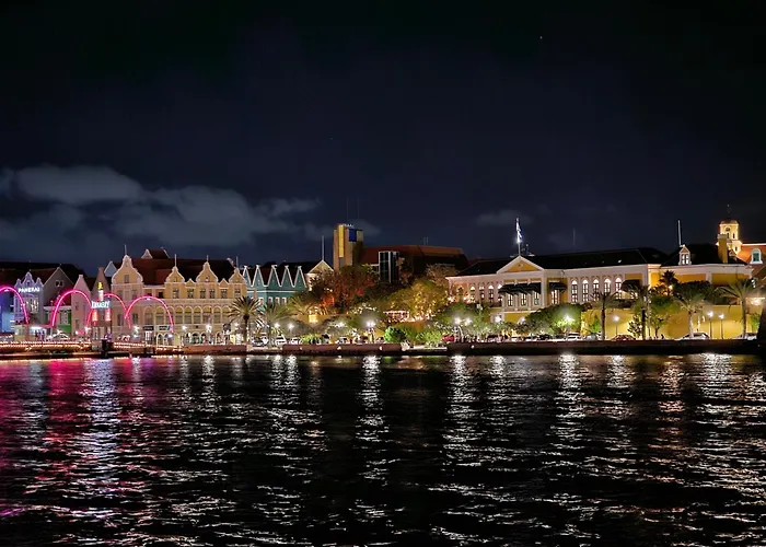 Quints Travelers Inn Willemstad