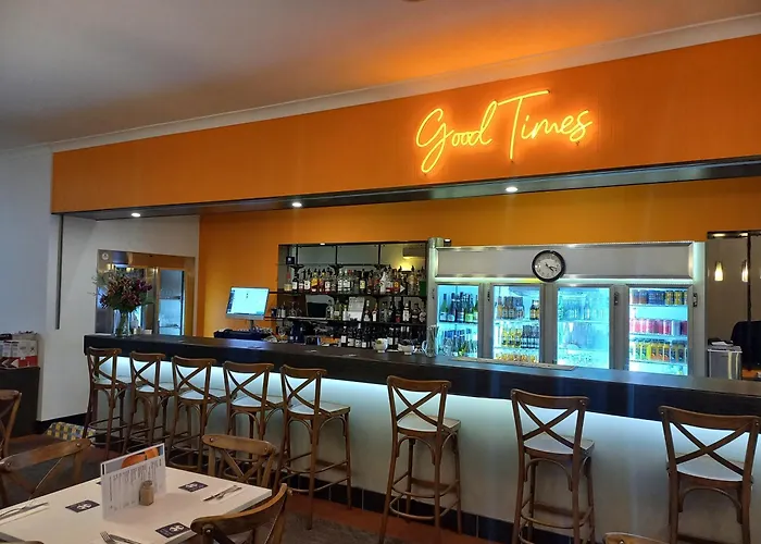Parkes International Motel