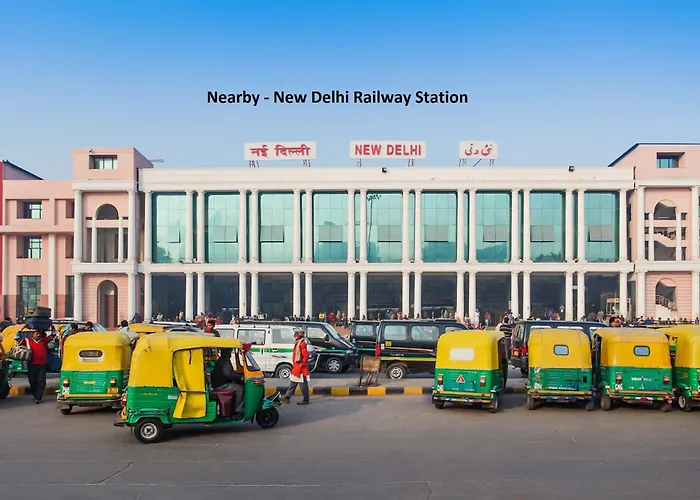 Hotel O Sun Palace Delhi 
