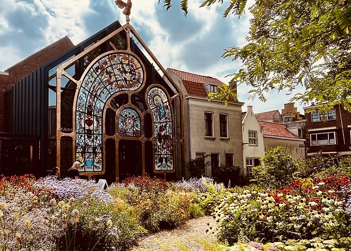 Arthouse Dordrecht Bed and Breakfast