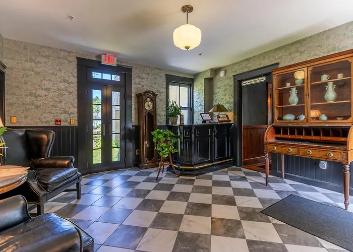 The Jackson Hotel Woodstock
