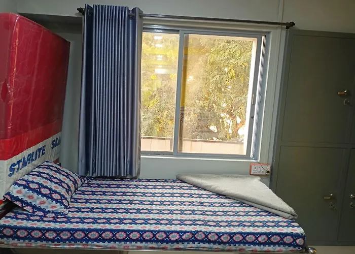 Shiv Sai Dormitory Vadodara